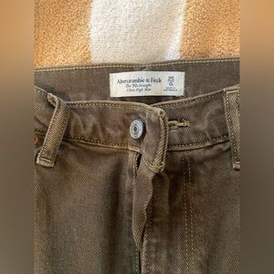Abercrombie & Fitch 90’s Straight Ultra High Rise 🤠🍂